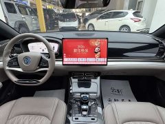 BYD Han DM-i 125KM Luxury - ფოტო 17