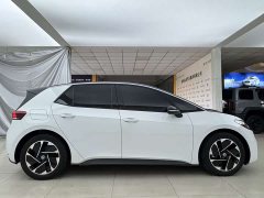 Volkswagen ID.3 Outstanding Edition - ფოტო 8