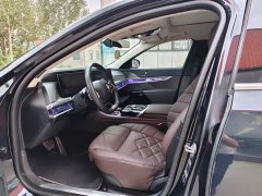BMW 7 Series 2023 740Li Premier Luxury Package - ფოტო 3