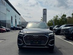 Audi Q5L 40T Luxury Dynamic - ფოტო 2