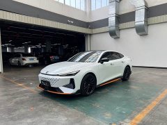 Changan UNI-V 1.5T Premium Sport - ფოტო 1