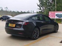 Tesla Model 3 Performance All-Wheel Drive - ფოტო 8