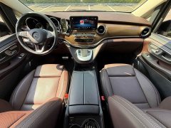 Mercedes-Benz V-Class 2022 V 260 L Long Wheelbase Luxury Edition - ფოტო 12