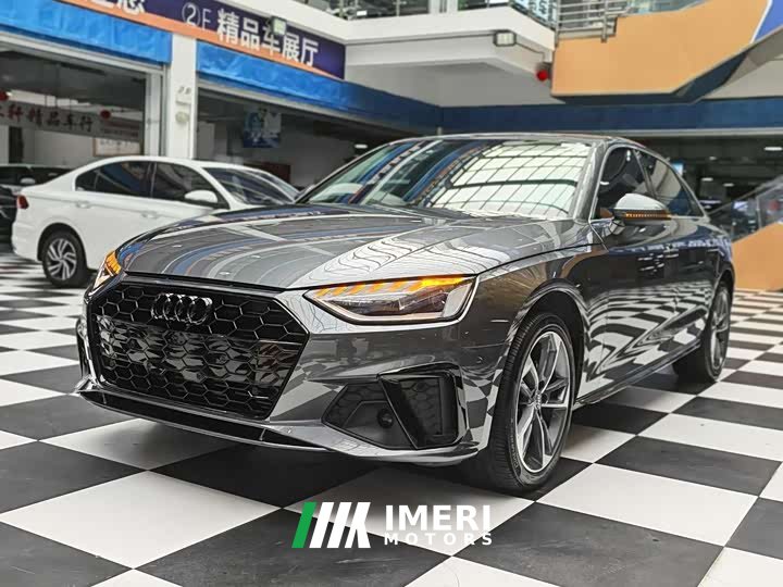 Audi A4L 40 TFSI Fashion Dynamic