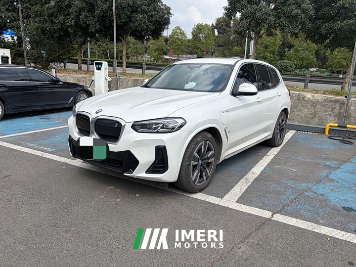 BMW iX3 sDrive40 Premier - ავტომობილი ჩინეთიდან