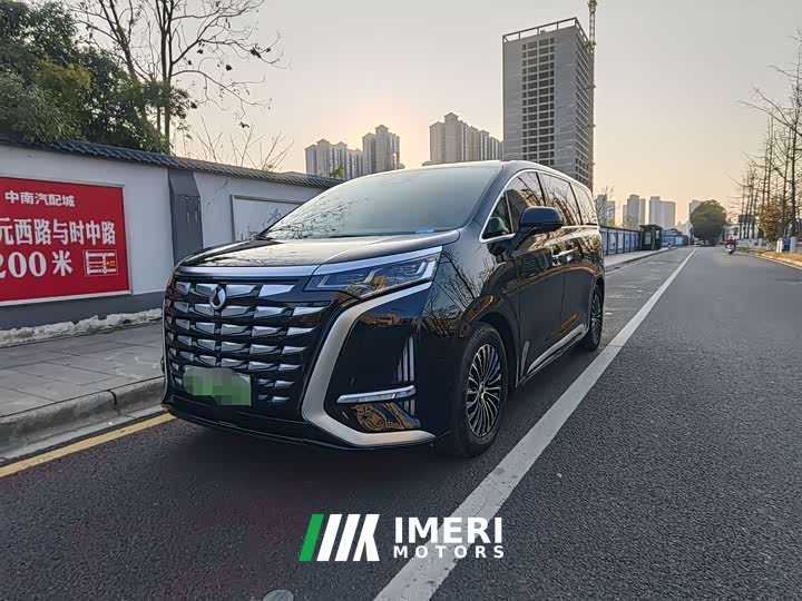 Denza D9 DM-i 970 AWD Flagship