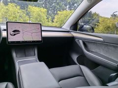 Tesla Model Y Standard Range RWD - ფოტო 15