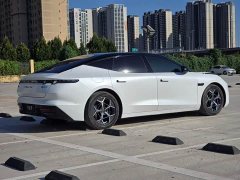 Lynk & Co Geely Lynk & Co 10 2025 240 AWD Ultra - ფოტო 9