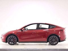 Tesla Model Y Performance All-Wheel Drive - ფოტო 6