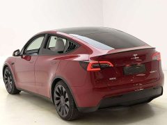 Tesla Model Y Performance All-Wheel Drive - ფოტო 9
