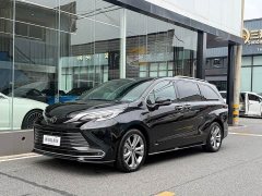 Toyota Sienna 2.5L Hybrid Premium - ფოტო 1
