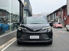 Toyota Sienna 2.5L Hybrid Premium - ფოტო 2
