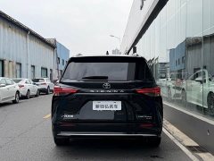 Toyota Sienna 2.5L Hybrid Premium - ფოტო 4