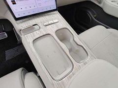 NIO ET7 2022 75kWh - ფოტო 15