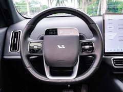 Li Auto L7 Pro - ფოტო 10