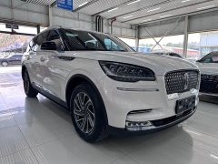 Lincoln Aviator 2022 3.0T V6 AWD Elegance Edition - ფოტო 3