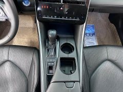 Toyota Avalon Hybrid 2.5L Luxury - ფოტო 15