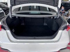 Toyota Avalon Hybrid 2.5L Luxury - ფოტო 7