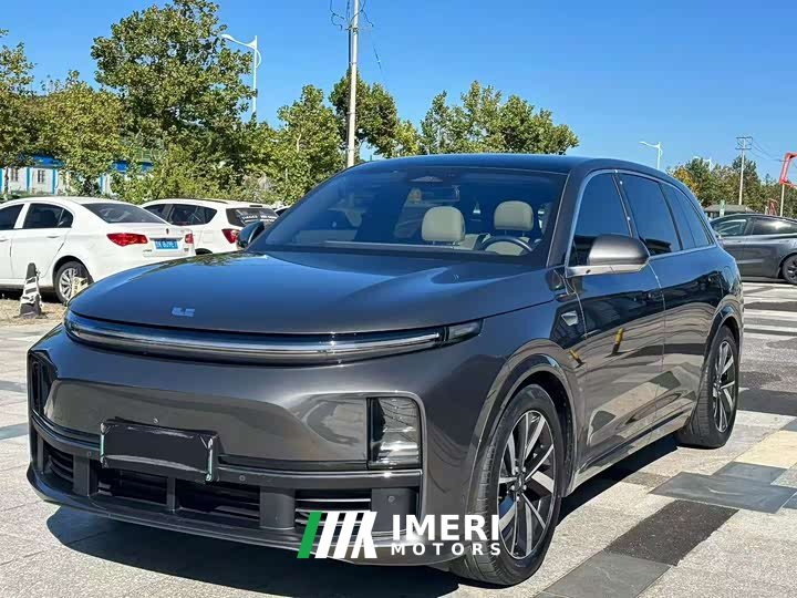 Li Auto L7 Pro - ავტომობილი ჩინეთიდან