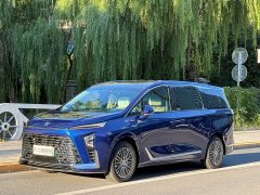 Buick GL8 New Energy Luxe Premium 7-Seater - ფოტო 1