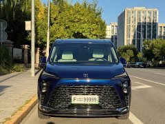 Buick GL8 New Energy Luxe Premium 7-Seater - ფოტო 2