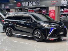 Toyota Gravia 2.5L Hybrid Luxury - ფოტო 3