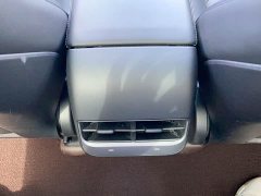 Tesla Model Y Long Range All-Wheel Drive - ფოტო 15
