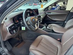 BMW 5 Series 530Li Leading Edition Luxury Package - ფოტო 4