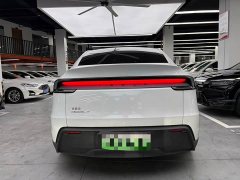 Tesla Model Y Rear-Wheel Drive - ფოტო 17