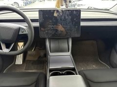 Tesla Model Y Rear-Wheel Drive - ფოტო 9