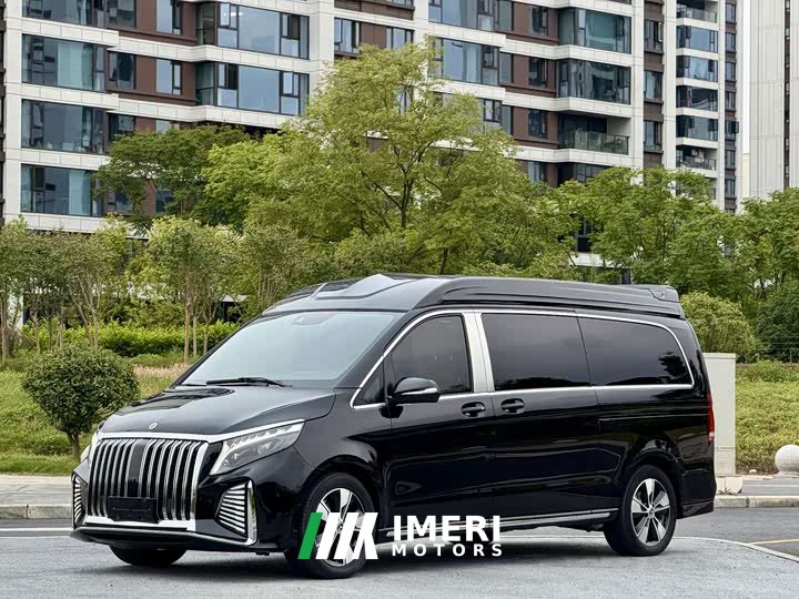 Mercedes-Benz V-Class V 260 L Long Wheelbase Luxury Edition