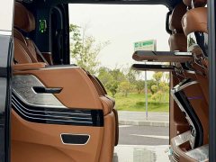 Mercedes-Benz V-Class 2022 V 260 L Long Wheelbase Luxury Edition - ფოტო 13