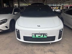 Li Auto i6 Two-Wheel Drive Standard - ფოტო 2