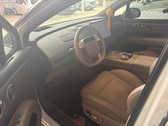Li Auto i6 Two-Wheel Drive Standard - ფოტო 5