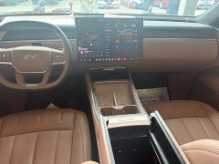Nio Lerado L90 Max Six-Seater - ფოტო 12