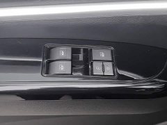 Dongfeng Delica 2023 M5L 1.6L Base 7-Seater - photo 9