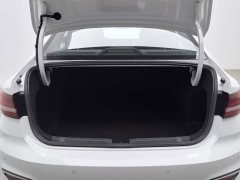 Volkswagen Lavida 1.5L Automatic Five Million Edition - ფოტო 16