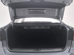 SAIC MG i5 2021 1.5L Manual Diamond Edition - ფოტო 16