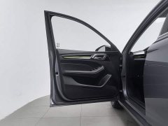 SAIC MG i5 2021 1.5L Manual Diamond Edition - ფოტო 8