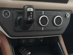 Land Rover Defender 2022 110 P400 X-DYNAMIC HSE - ფოტო 13