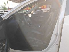 Mazda3 Axela 2.0L Automatic Elegant Edition - ფოტო 3