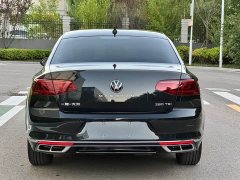 Volkswagen Magotan 2 Million Units Anniversary Edition 280TSI DSG Comfort - ფოტო 5