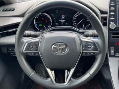 Toyota Avalon Hybrid 2.5L Luxury - ფოტო 18