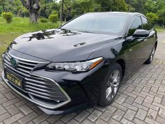 Toyota Avalon Hybrid 2.5L Luxury - ფოტო 9