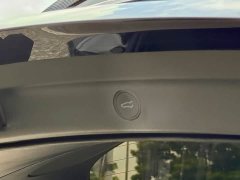 Tesla Model Y Rear-Wheel Drive - ფოტო 15