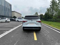 Toyota Sienna 2021 2.5L Hybrid Premium Edition - photo 16