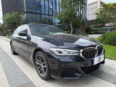 BMW 5 Series Facelift 525Li M Sport Package - ფოტო 1