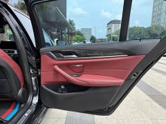 BMW 5 Series Facelift 525Li M Sport Package - ფოტო 10