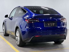 Tesla Model Y Rear-Wheel Drive - ფოტო 5