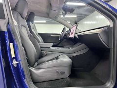Tesla Model Y Rear-Wheel Drive - ფოტო 9